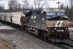 Grain train cruises north